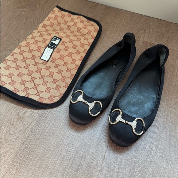 Gucci Flats with Gold Accents size 9 - Picture 2 of 3